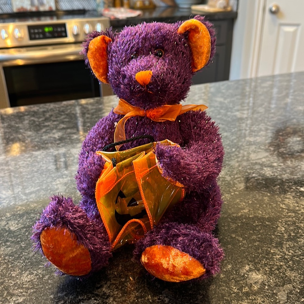 Dan.dee plush teddy bear, holding a jack-o’-lantern candy bag Halloween